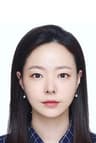 박나은