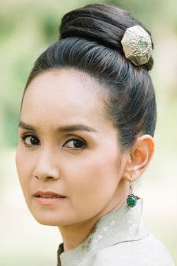 ขวัญฤดี กลมกล่อม