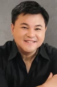 ถกลเกียรติ วีรวรรณ